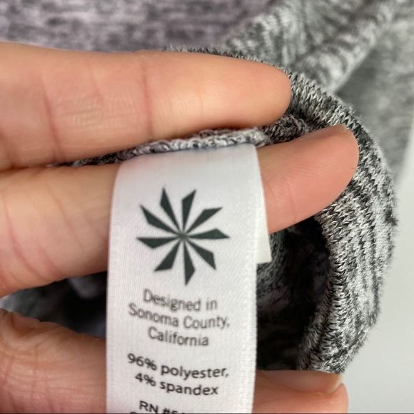 ATHLETA No Sweatin’ It Sharkbite Top - Picture 5 of 6